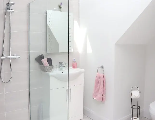 Willoughby House * Shanagarry